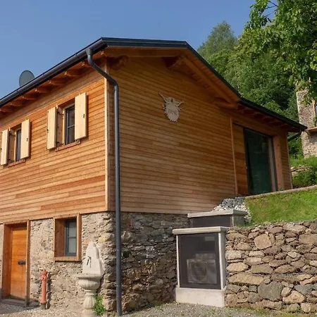 Дом отдыха Chalet Nest Консильо-ди-Румо