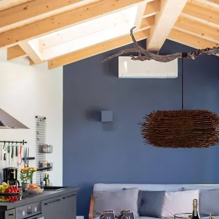 Chalet Nest * Консильо-ди-Румо